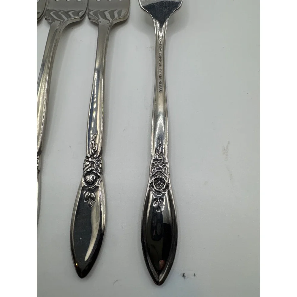 Oneida community stainless